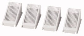 EATON enthält Teile für eine Schalterseite oben oder unten für 3- bzw. 4-polige Schalter. Erhöhu