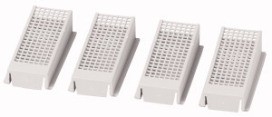 EATON enthält Teile für eine Schalterseite oben oder unten für 3- bzw. 4-polige Schalter. Erhöhu